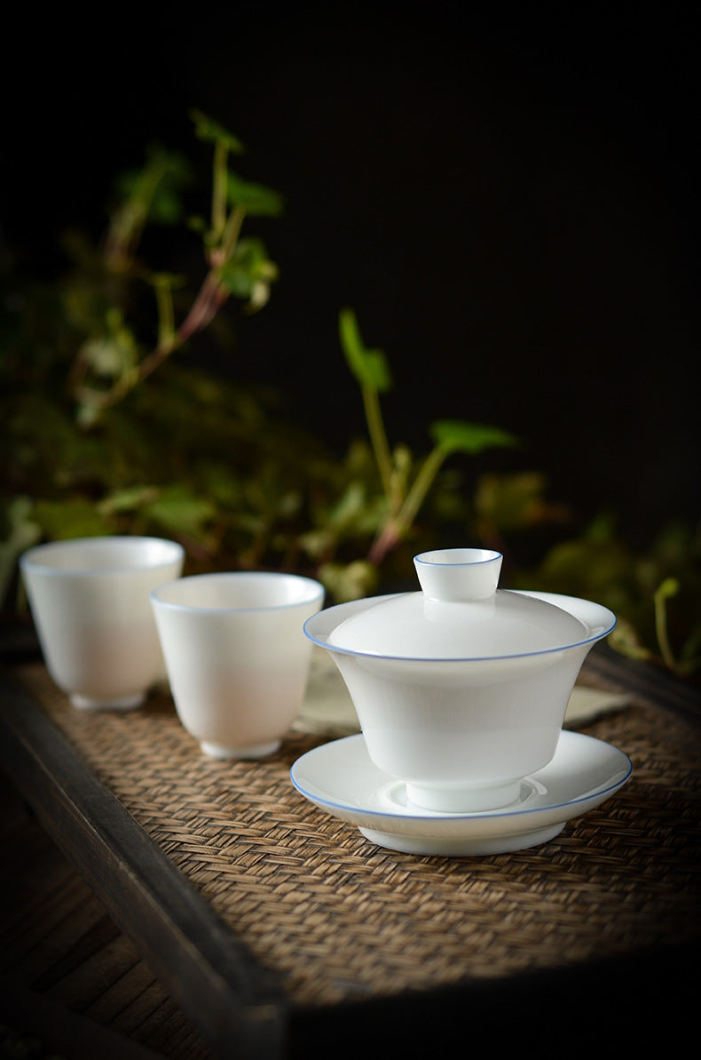 Gaiwan en céramique classique fait main Gohobi à bord bleu et blanc