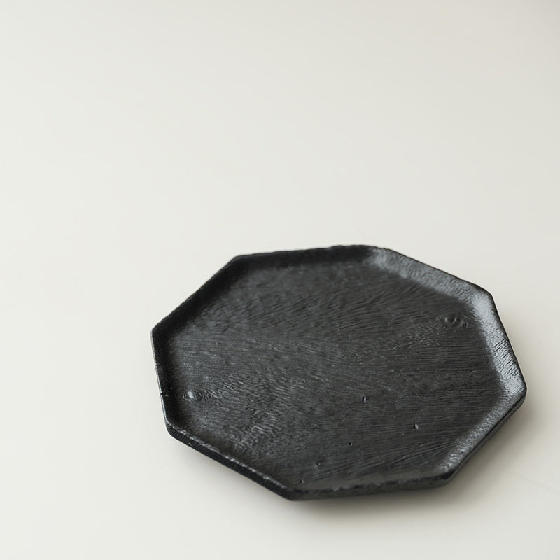 Plateau noir en bois carbonisé de style japonais Gohobi Wabi-Sabi 002