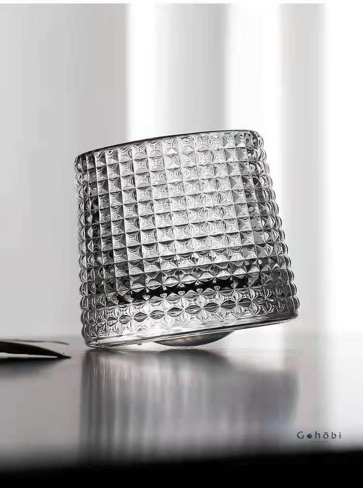 Gobelet rotatif fait main Gohobi – Verre pour bar et maison