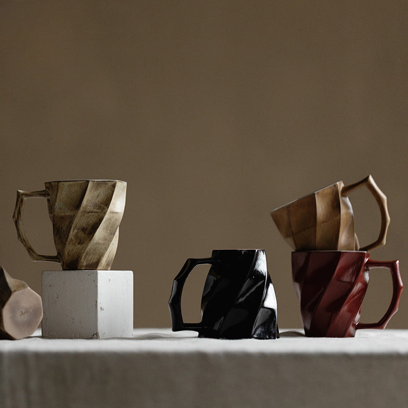 Tasse en grès faite à la main Gohobi pour tous les jours