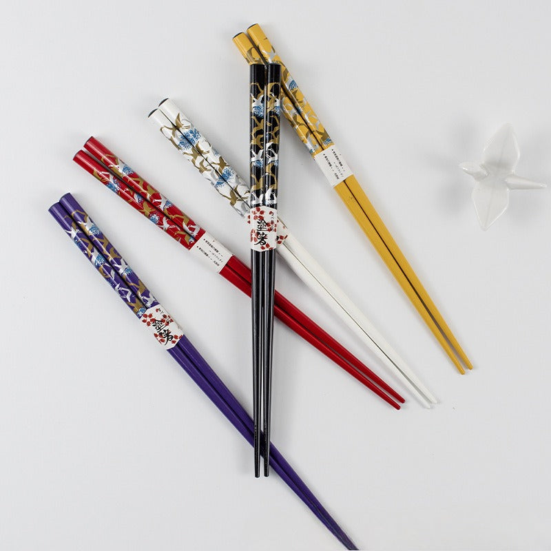 Ensemble de porte-baguettes en forme de lapin en jade à fleurs dorées de style japonais, coffret cadeau pour baguettes haut de gamme pour la fête de la mi-automne, serpillière à baguettes en céramique, sens haut de gamme pour la maison