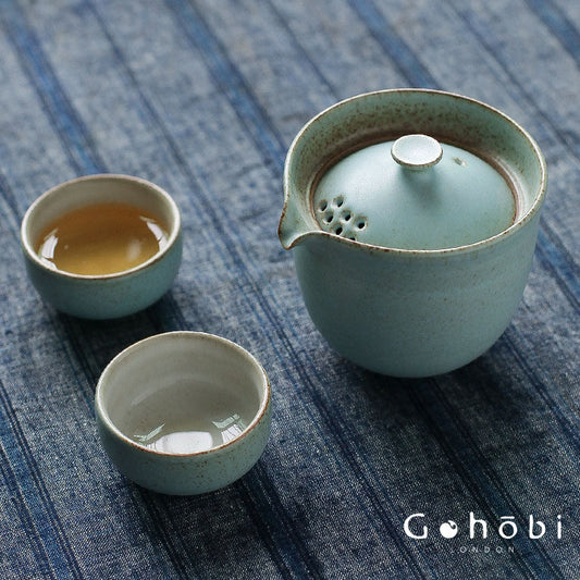 Gohobi Jingdezhen Ceramic Travel Gongfu Tea Set – One Pot Two Cups Portable Teapot Teacup Set
