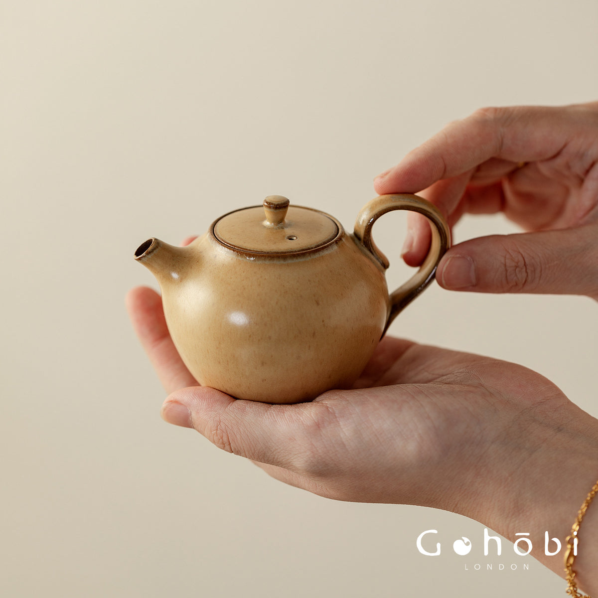 Gohobi Gallery Collection – Portable Gongfu Travel Tea Set with Leather Case