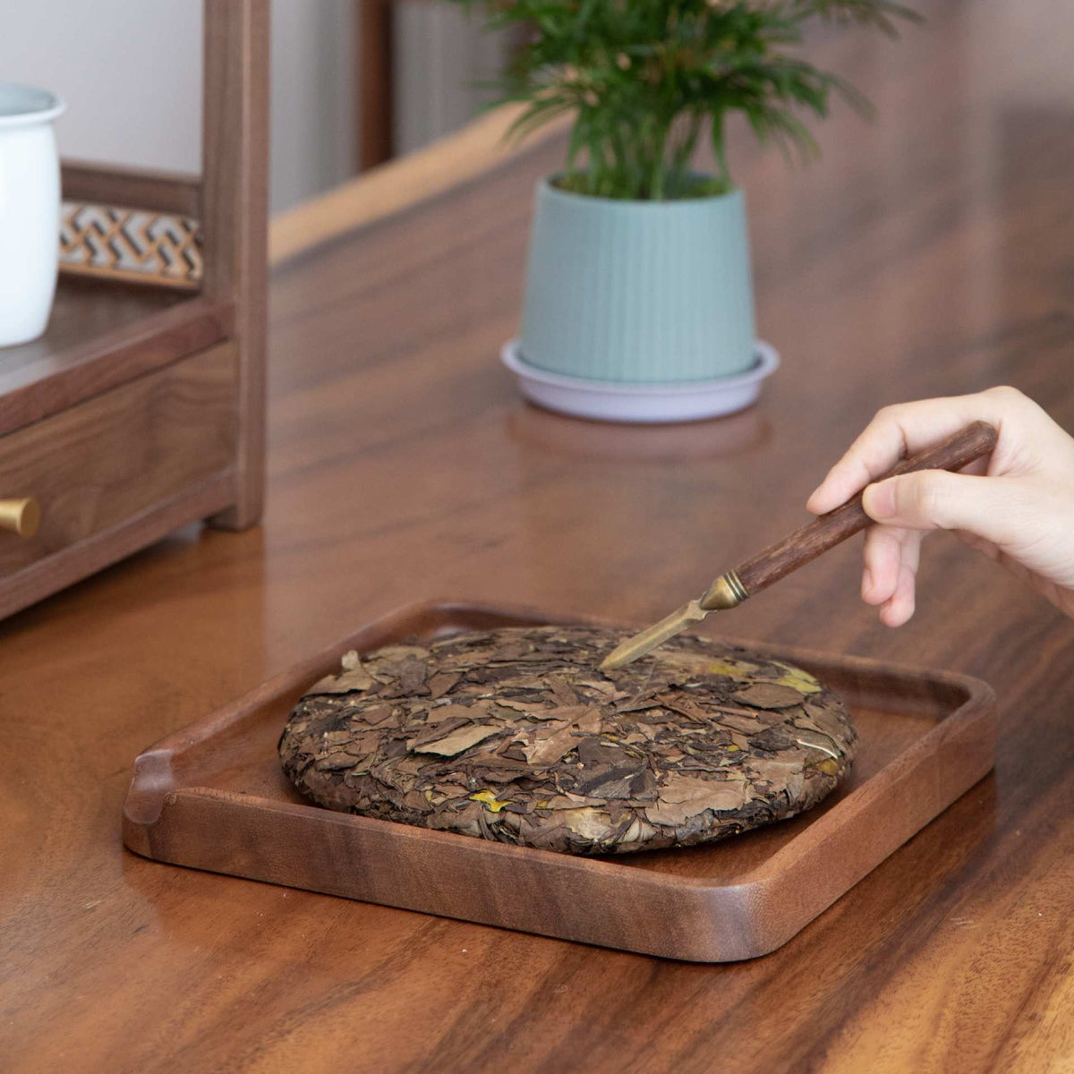 Gohobi South American Walnut Wood Tea Divider Tray