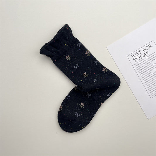 Gohobi Japanese Vintage Bubble Edge Floral Mid-Calf Socks