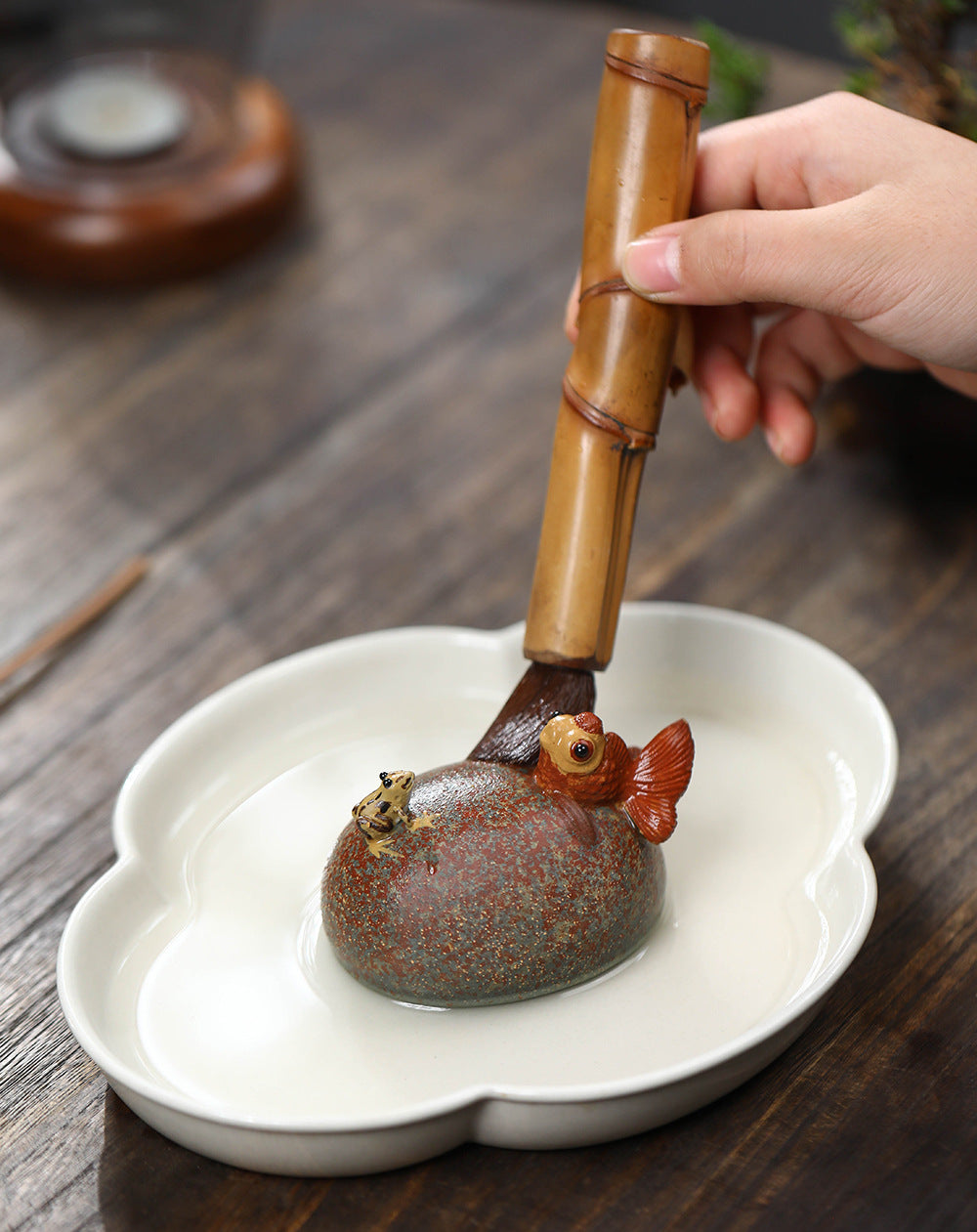 Gohobi Handmade Ceramic YiXing Clay Goldfish and Frog Ornament Tea pet