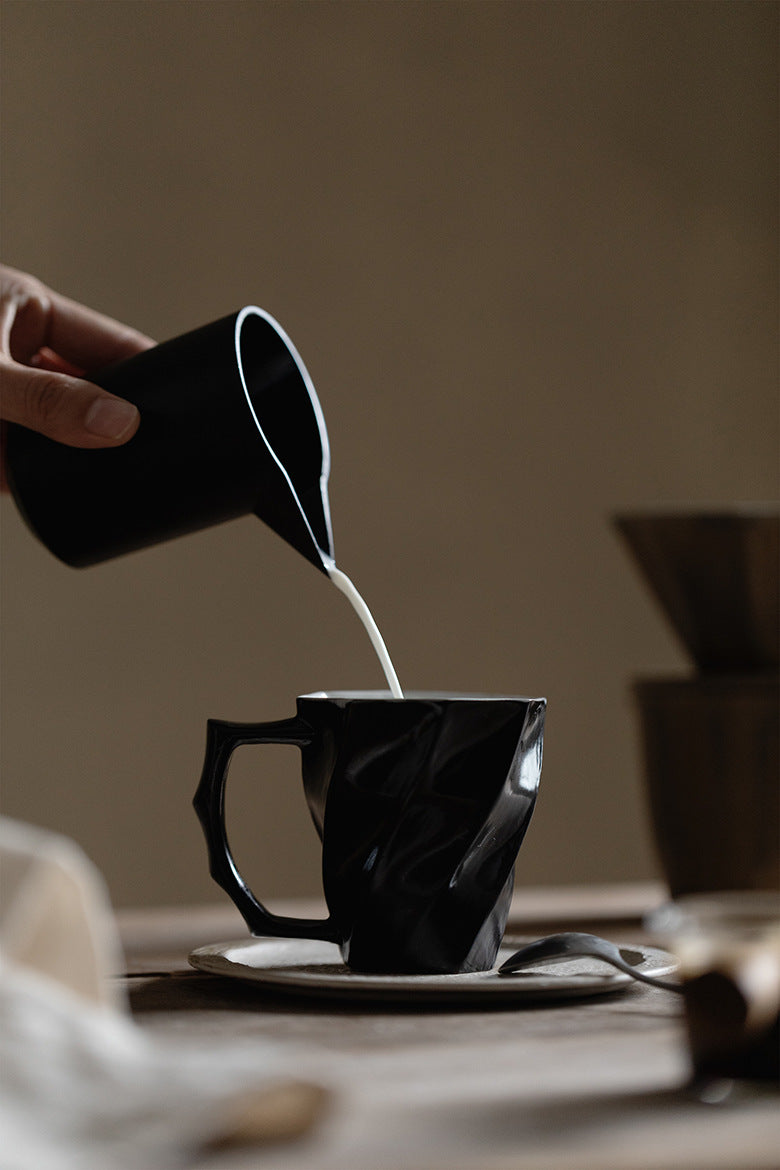 Tasse en grès faite à la main Gohobi pour tous les jours