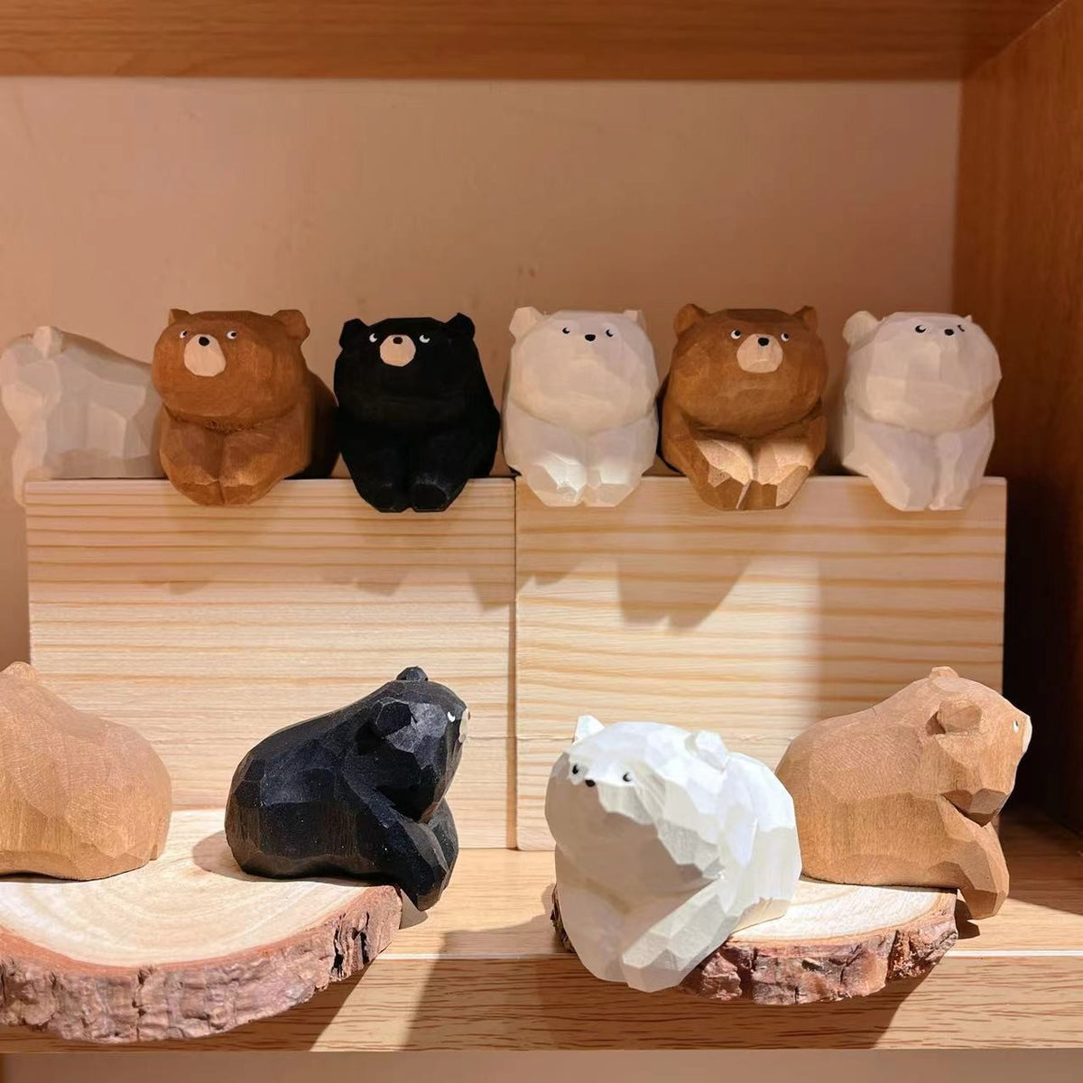 Ours couché en bois fait main de Gohobi