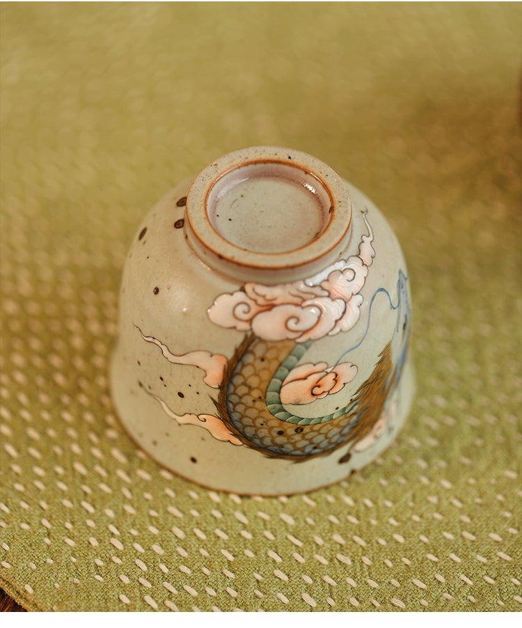 Tasse à thé en céramique peinte à la main Gohobi en forme de dragon bleu