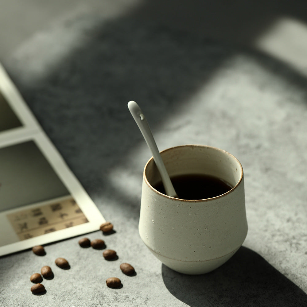 Gohobi Tasse à thé blanche Kohiki en céramique classique et moderne faite à la main