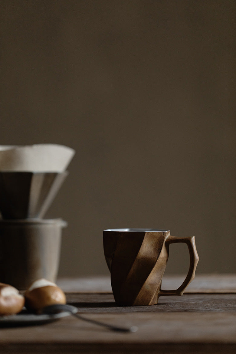 Tasse en grès faite à la main Gohobi pour tous les jours