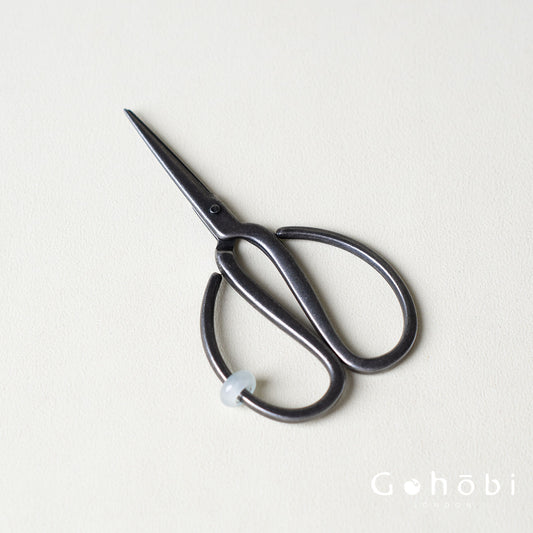 Gohobi Handmade Old Iron Tea Scissors with Storage Bag – Portable Tea Ceremony Accessory