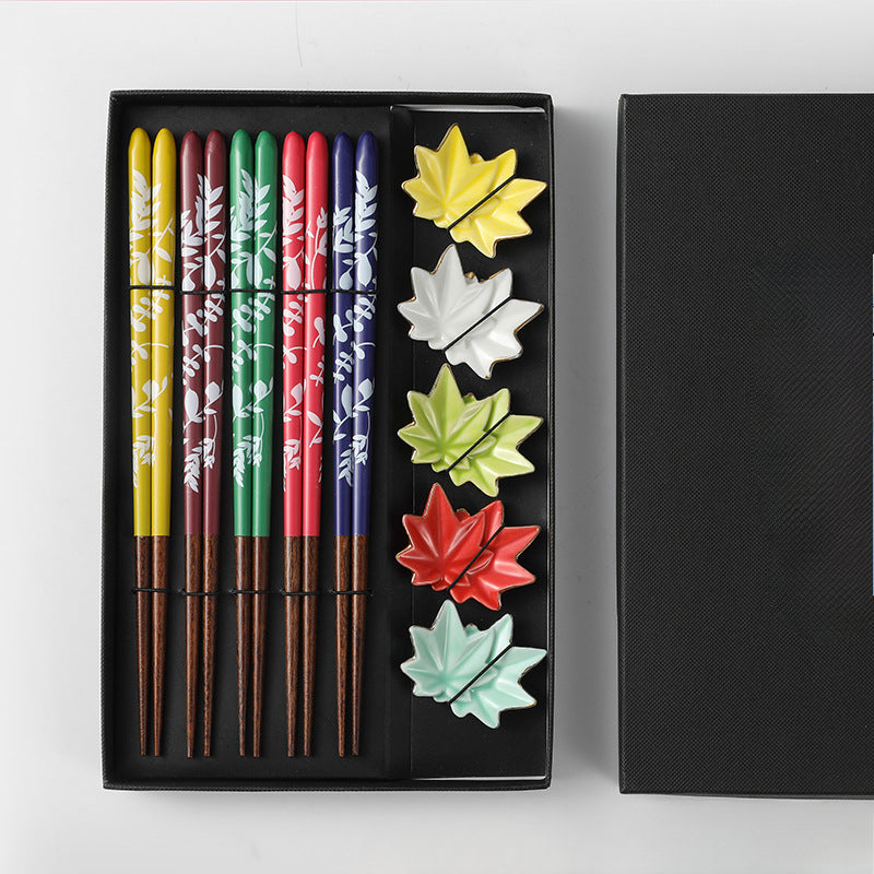 Gohobi A Set of 5 Pairs of Wooden Chopsticks and Rests