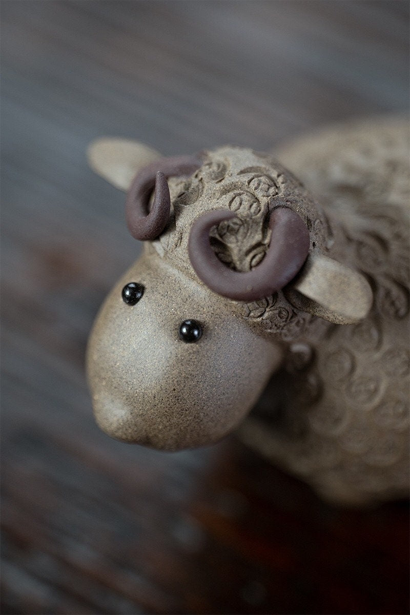 Gohobi Handmade sheep ornaments Tea pets ceramic YiXing clay Chinese Gongfu tea Kung fu tea Japanese Chado unique ornaments