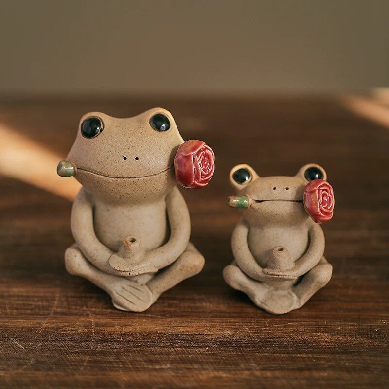 置物 handmade Gohobi Handmade Ceramic Frog Incense Holder Ornament