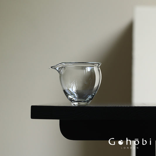 Gohobi Glass Fair Cup with Handle – Heat-Resistant Gongfu Tea Pitcher
