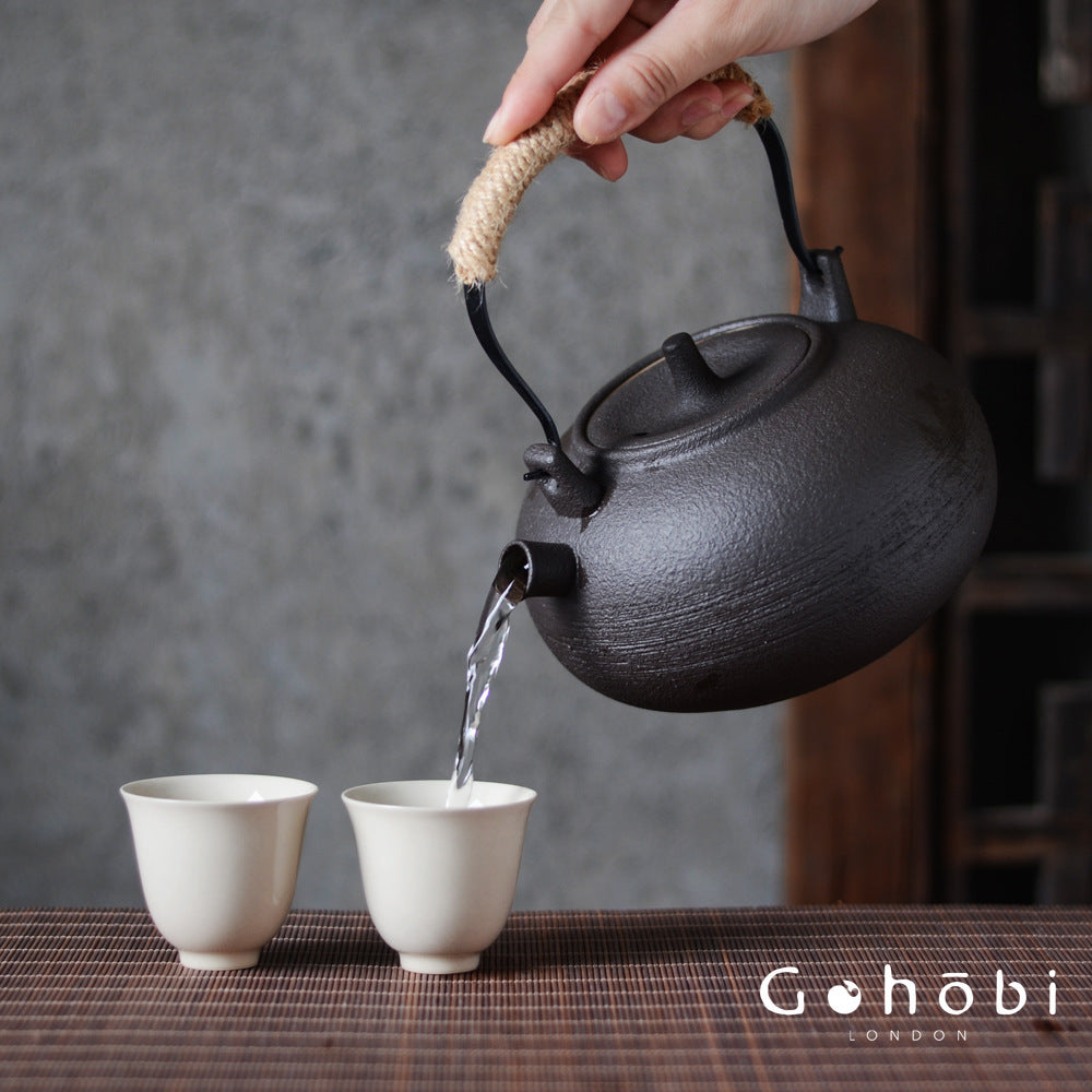 Gohobi Ceramic Tea Kettle – Handmade Household Pottery Teapot (900ml)