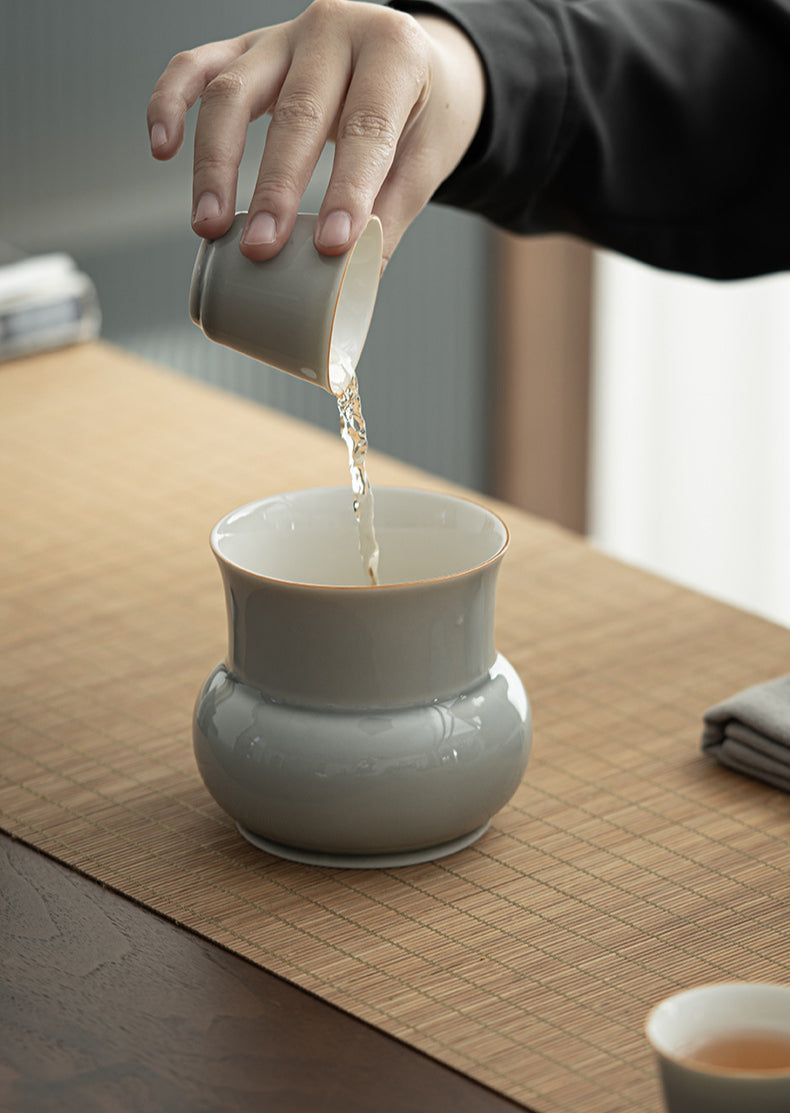 Gohobi Ice Grey Glaze Water Pot