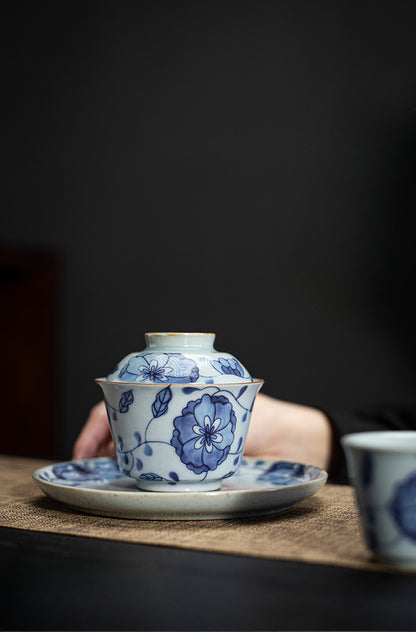 Gohobi Blue and White Lotus Large Size Gaiwan with Tray