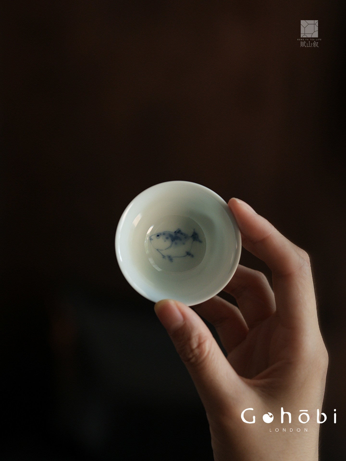 [賦山敘 x Gohobi] Gohobi Jingdezhen Hand-Painted Mandarin Fish Teacup – Blue on Blue Ceramic Gongfu Guest Cup