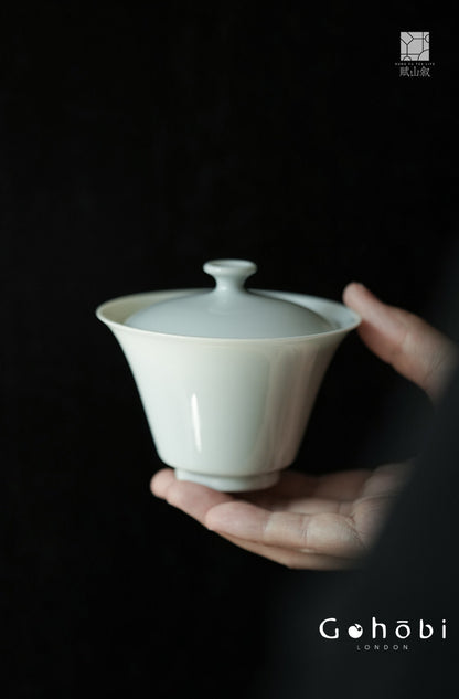 [賦山敘 x Gohobi] Gohobi Pure White Porcelain Gaiwan – Horseshoe Shape Thin Porcelain Gongfu Tea Bowl