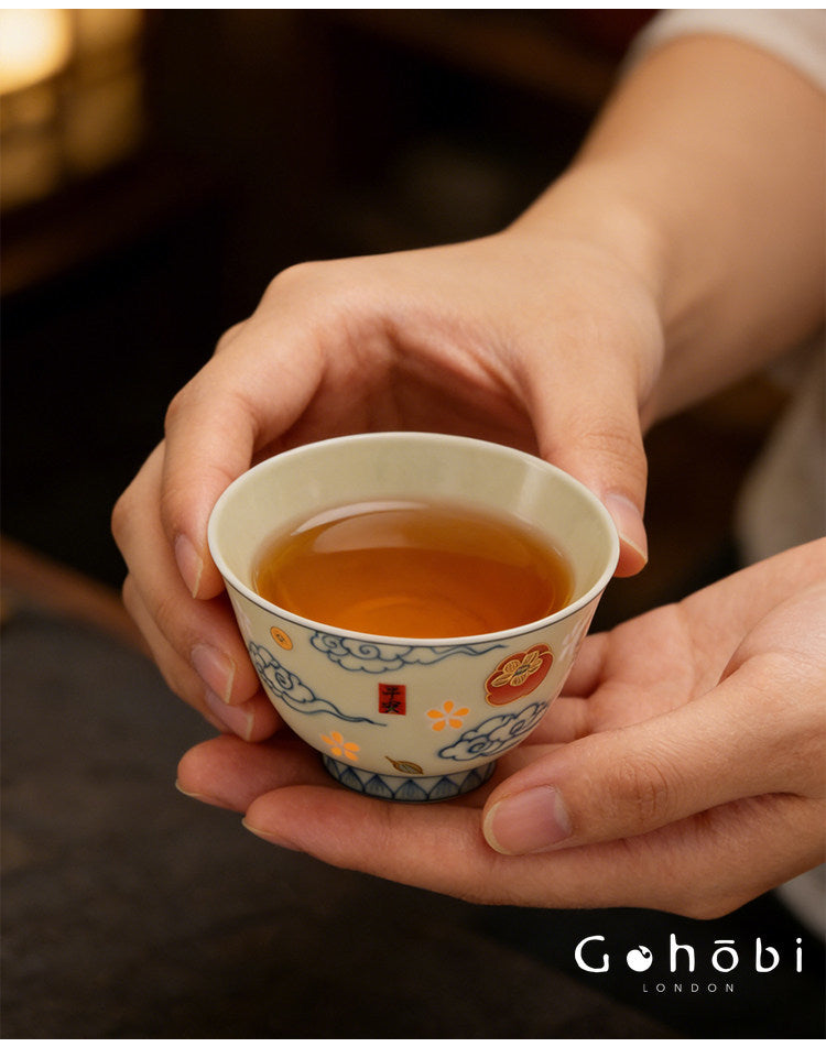 Gohobi Hand-Painted Linglong Porcelain Teacup – Jingdezhen Gongfu Tea Tasting Cup