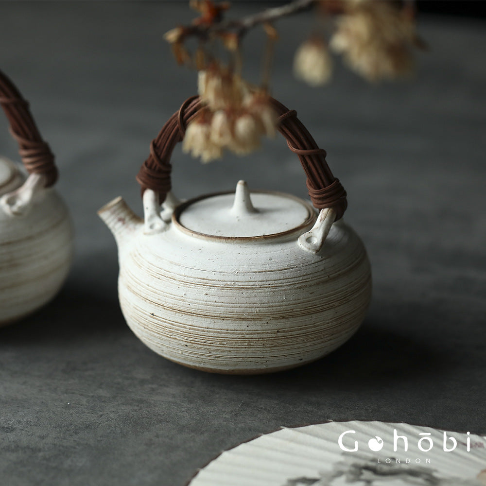 Gohobi Insect-Eaten Shino Handmade Teapot – Japanese Retro Wabi-Sabi Beam Pot (300–400ml)