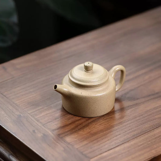 Gohobi Handmade Light Brown Dezhong Teapot 150ml – Original Qing Jiangpo Clay Teapot with Built-In Filter
