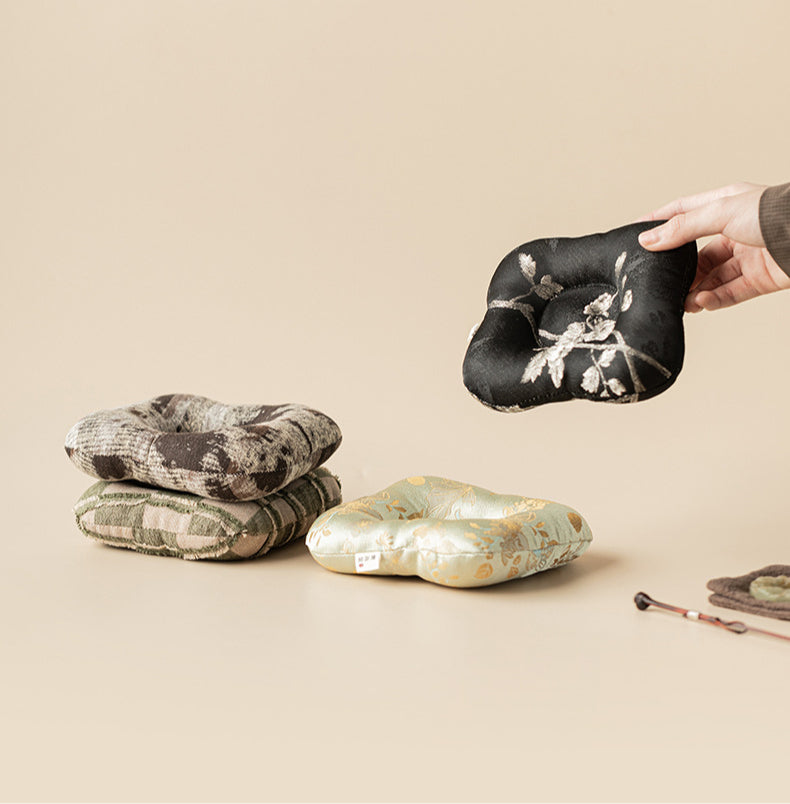 Gohobi Chinese Fabric Pot Coaster