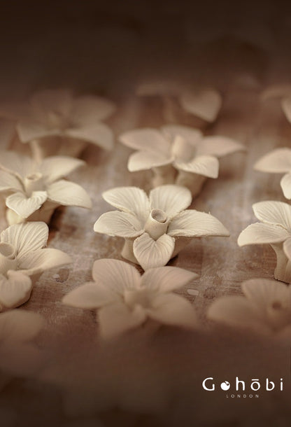 Gohobi Handmade Floral Incense Holder 002 - Black Peony and White Rose