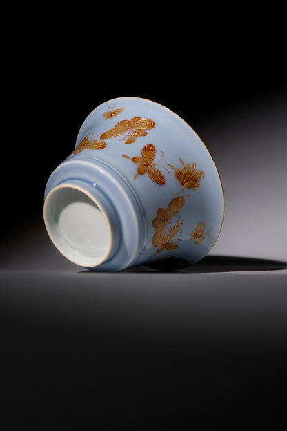 [清本源 x Gohobi Gallery] Thin-Body Blue Glazed Gaiwan with Alun-Red Butterfly Painting – Ice-Plum Inner Window Design (130ml)