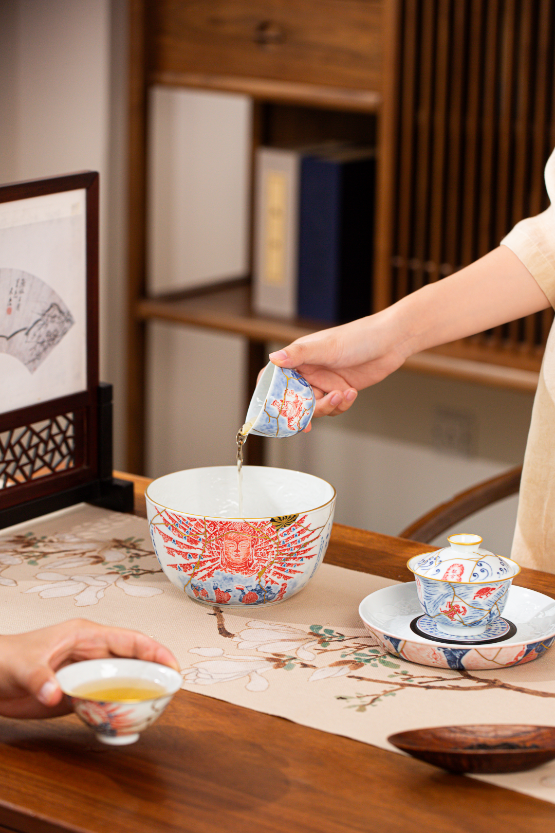 [清本源 x Gohobi Gallery] Water Wash Bowl with Inner-Impressed Rubbing Print and Kintsugi Detailing – “Attaining Suchness” Design
