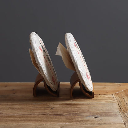 Gohobi Bamboo Pu'er Tea Cake Display Stand – Triangular Easel Shelf for Tea Ceremony Display