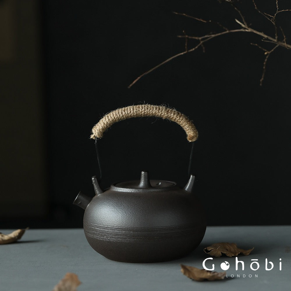 Gohobi Ceramic Tea Kettle – Handmade Household Pottery Teapot (900ml)