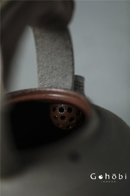 Gohobi Nanbanyaki Style Fireplace-Boiled Teapot – Handmade Wabi-Sabi Dual-Purpose Kettle (900ml)