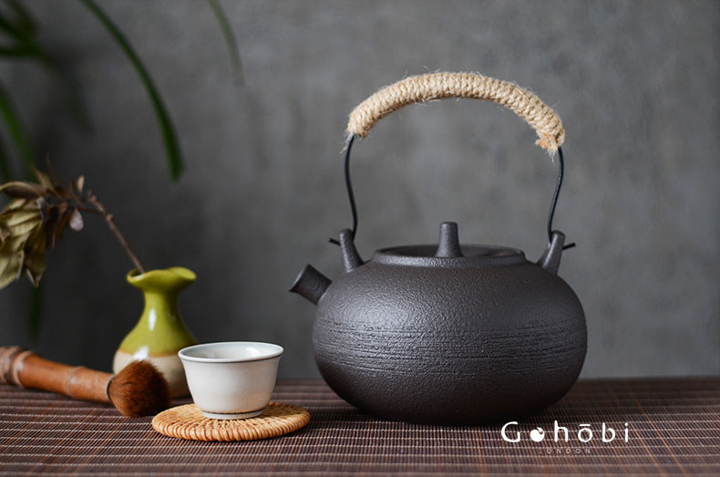 Gohobi Ceramic Tea Kettle – Handmade Household Pottery Teapot (900ml)