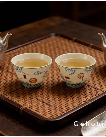 Gohobi Hand-Painted Linglong Porcelain Teacup – Jingdezhen Gongfu Tea Tasting Cup