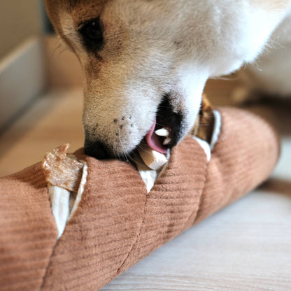 HereThe BAGUETTE//Enrichment dog toy