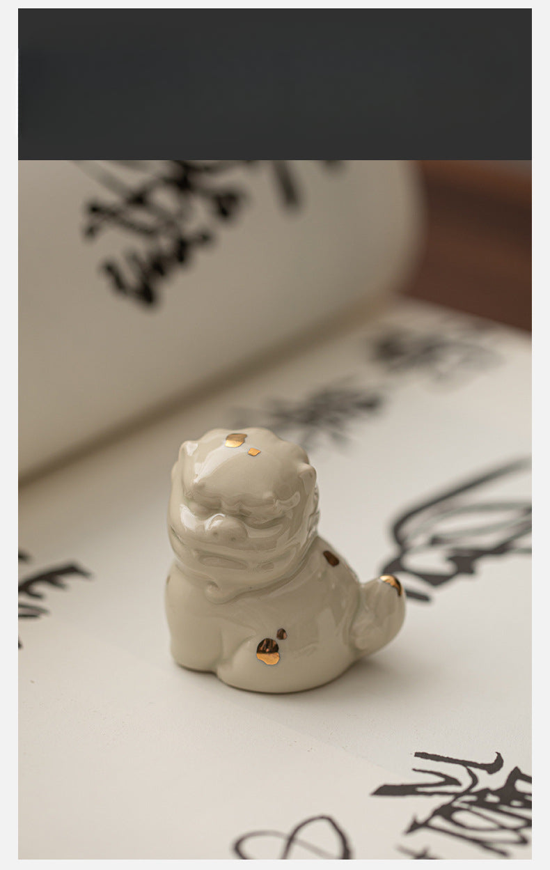 Gohobi Mini Ceramic Lion Tea Pet