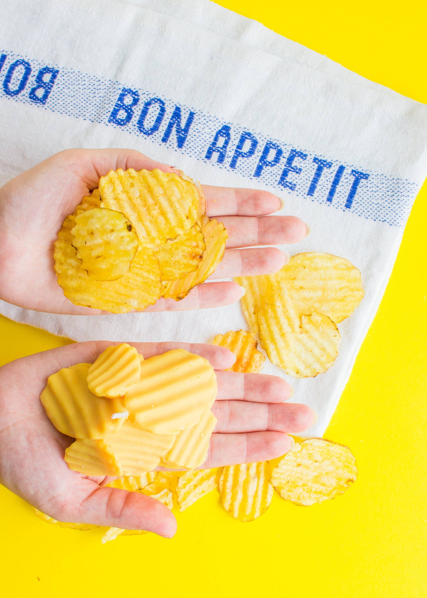 HereThe Crinkle Crisps Candle