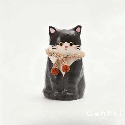 Gohobi Cute Cat Ceramic Vase – Handmade Jingdezhen Ikebana Flower Vase