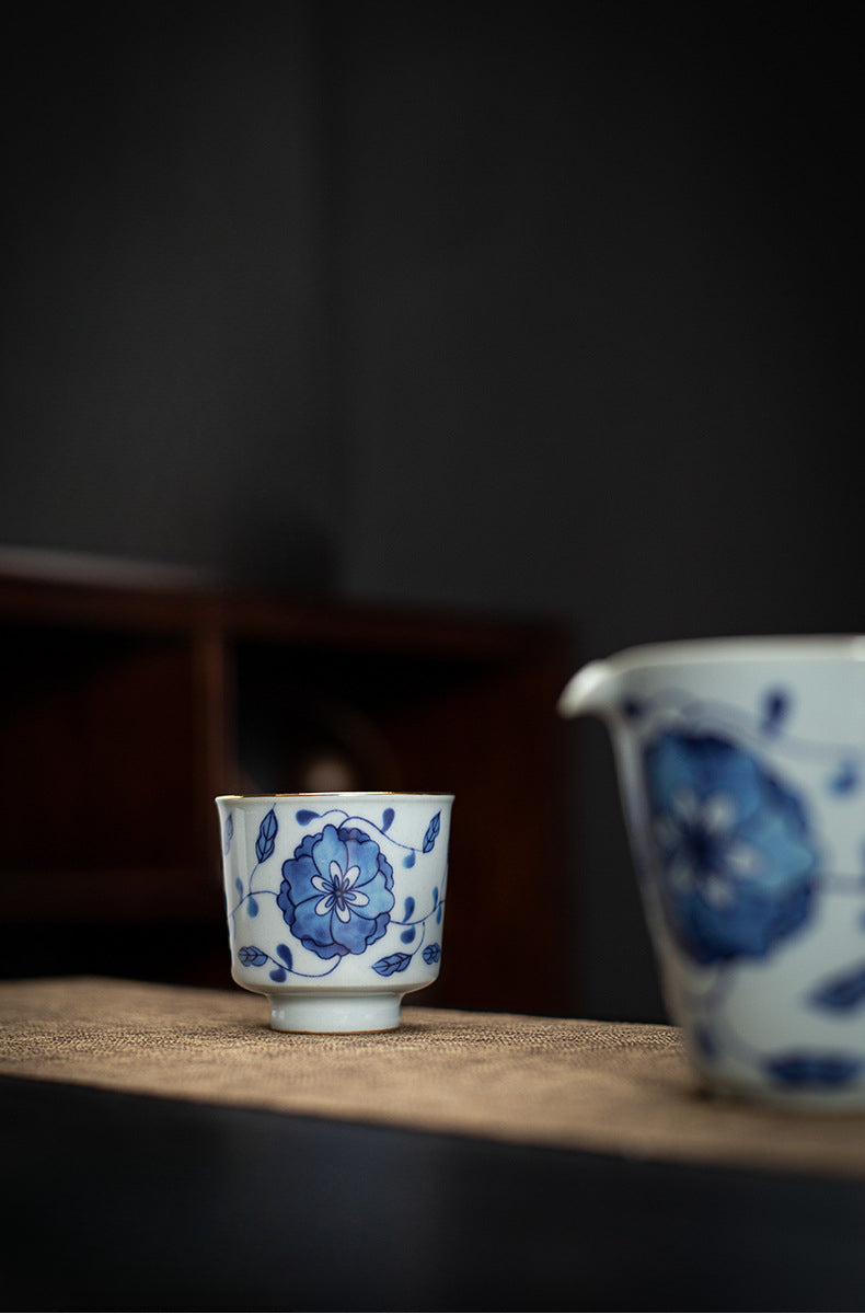 Gohobi Blue and White Twining Lotus Fu Gui Cup