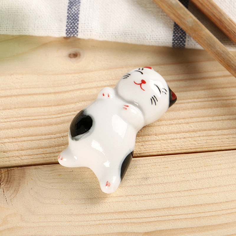 Gohobi Ceramic Lying Down Cat Chopstick Rest