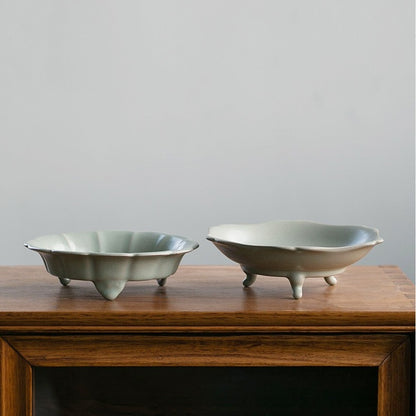 Gohobi Ru Kiln Three-Legged Ikebana Planter – Ice Crackle Celadon Ceramic Narcissus Bowl