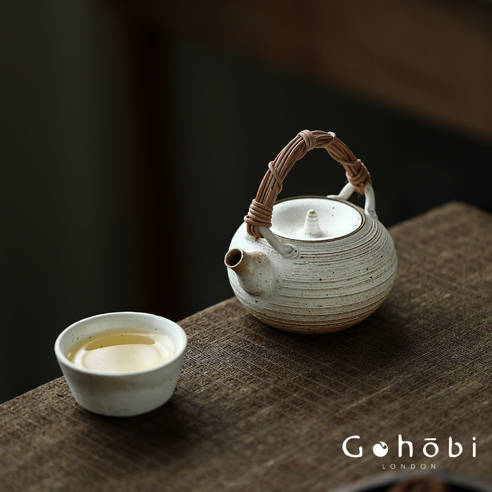 Gohobi Insect-Eaten Shino Handmade Teapot – Japanese Retro Wabi-Sabi Beam Pot (300–400ml)