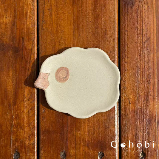 [Made in Japan] Gohobi Japanese Minoya Ceramic Small Dessert Plate Sheep and Apple Shaped