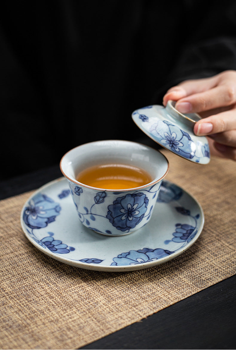 Gohobi Blue and White Lotus Large Size Gaiwan with Tray