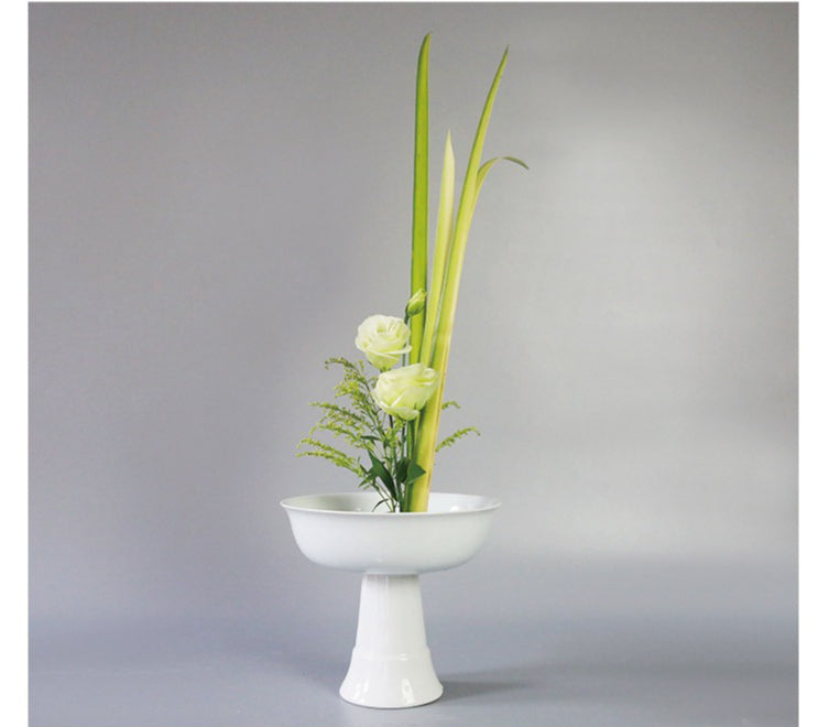 Gohobi High-Foot Ikebana Ceramic Vase – Handmade Zen Flower Arrangement Vessel