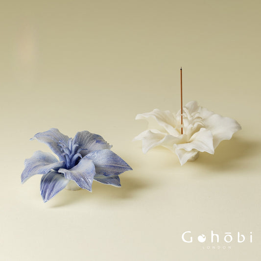 Gohobi Handmade Floral Incense Holder 003 - Blue and White Lilly