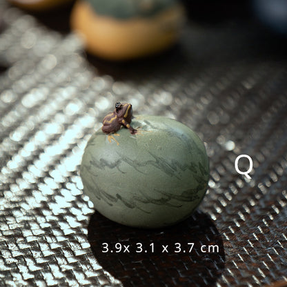 Yixing Purple Sand Spray Tea Pet Handmade Frog(Clearance)